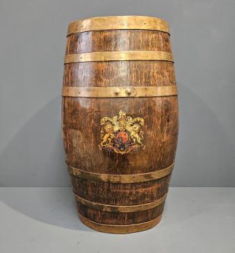 Victorian Barrel Stick Stand with Crest - Image