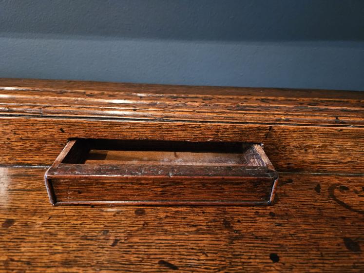 Outstanding George II Oak Country House Dresser and Rack - Image 7