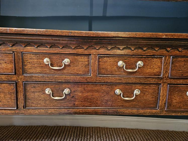 Outstanding George II Oak Country House Dresser and Rack - Image 4