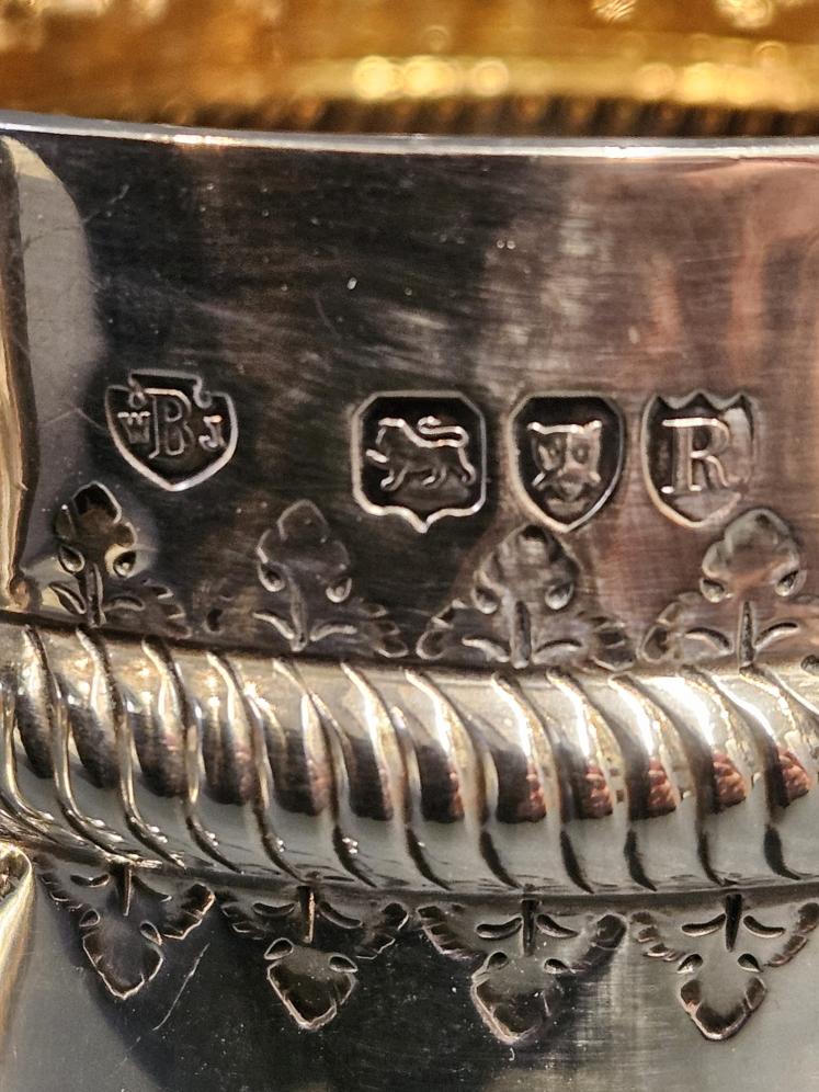 Superb Victorian Silver Mug by John Barnard - Image 8