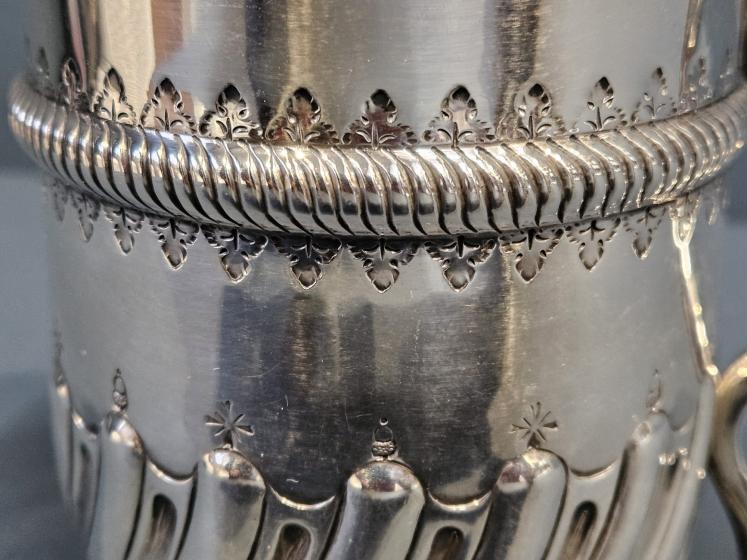 Superb Victorian Silver Mug by John Barnard - Image 5