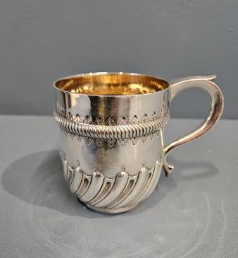 Superb Victorian Silver Mug by John Barnard - Image