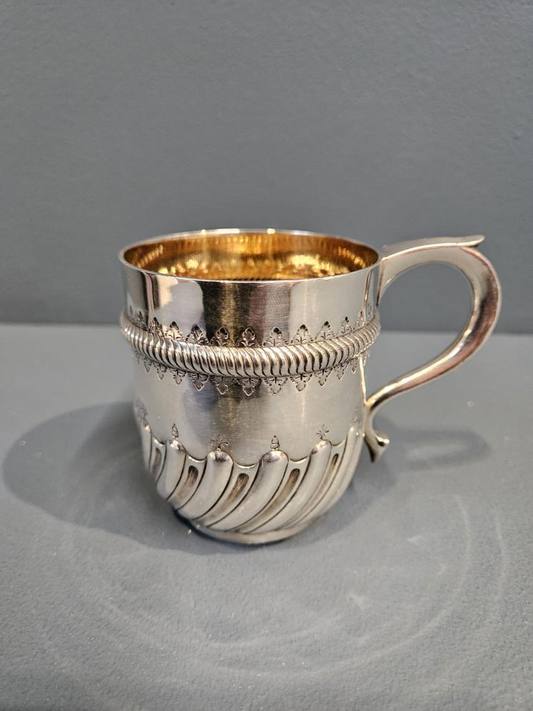 Superb Victorian Silver Mug by John Barnard - Image 1