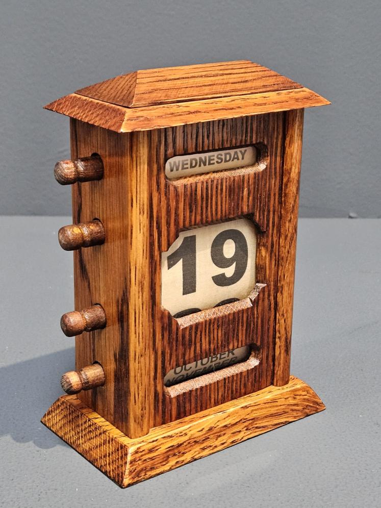 Edwardian Oak Perpetual Desk Calendar - Image 1