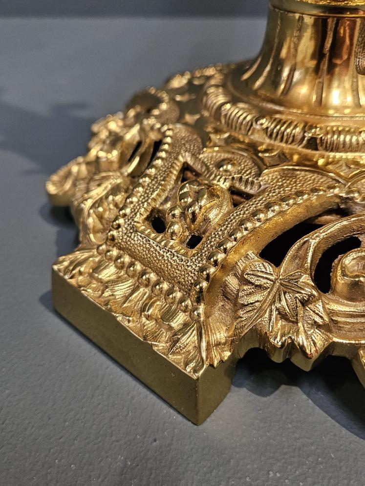 Superb Victorian Gilded Brass Table Lamp - Image 7