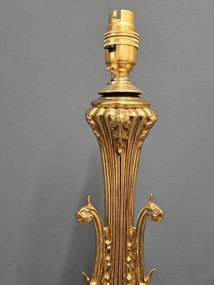 Superb Victorian Gilded Brass Table Lamp - Image 2