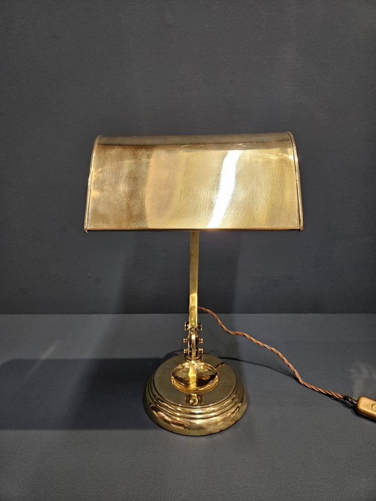 Superb 1920's Adjustable Brass Bankers Lamp - Image 9
