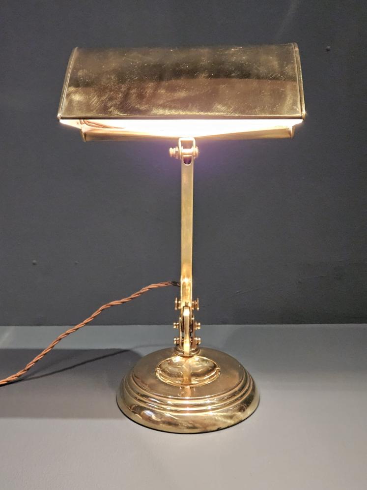 Superb 1920's Adjustable Brass Bankers Lamp - Image 6