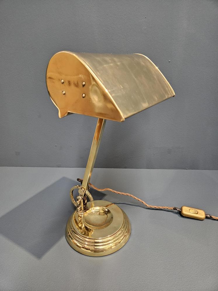 Superb 1920's Adjustable Brass Bankers Lamp - Image 2
