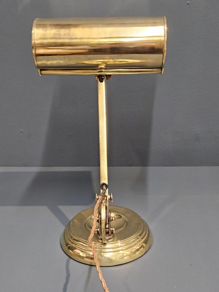 Superb 1920's Adjustable Brass Bankers Lamp - Image 3