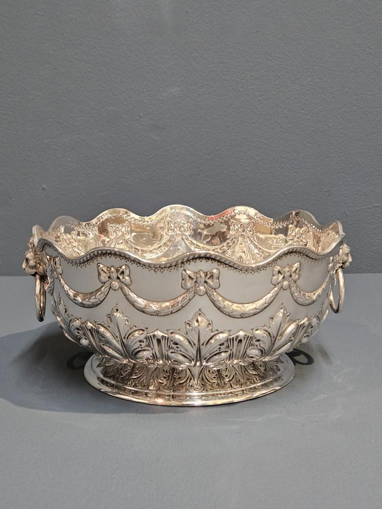 Victorian Silver 15 Troy Oz 8" Bowl - Image 1