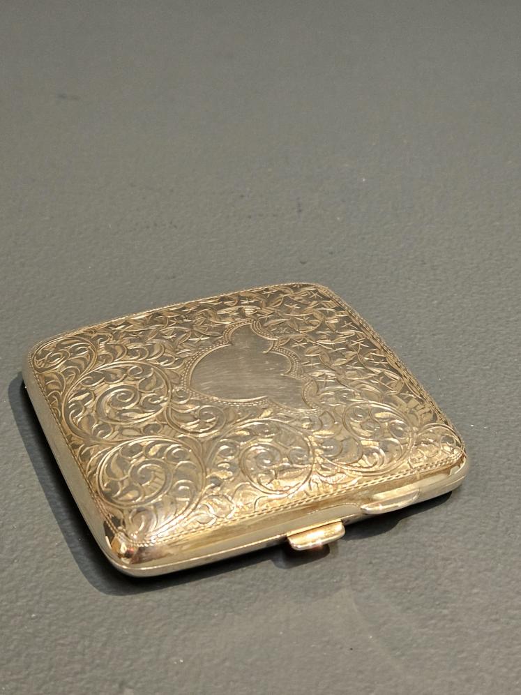 Chased Silver Cheroot Case  - Image 1