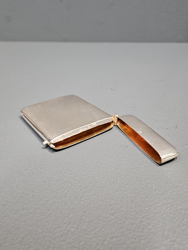 Immaculate George V Polished Silver Card Case - Image 2