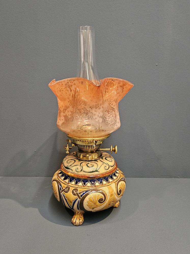 Unusual Doulton Lambeth Oil Lamp and Shade - Image 1