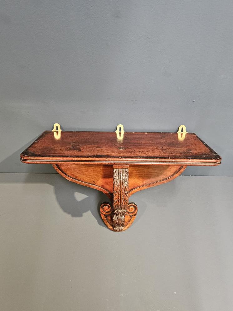 Superb William IV Mahogany Wall Bracket - Image 2