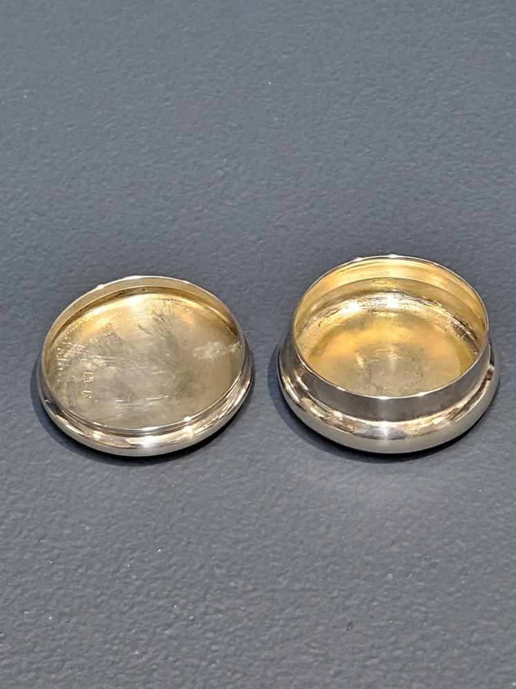 Victorian Silver Aesthetic Design Pill Box - Image 3
