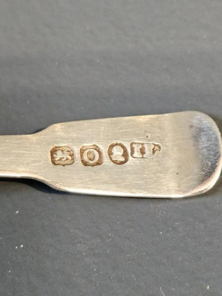 Superior Quality Georgian Silver Caddy Spoon - Image 4