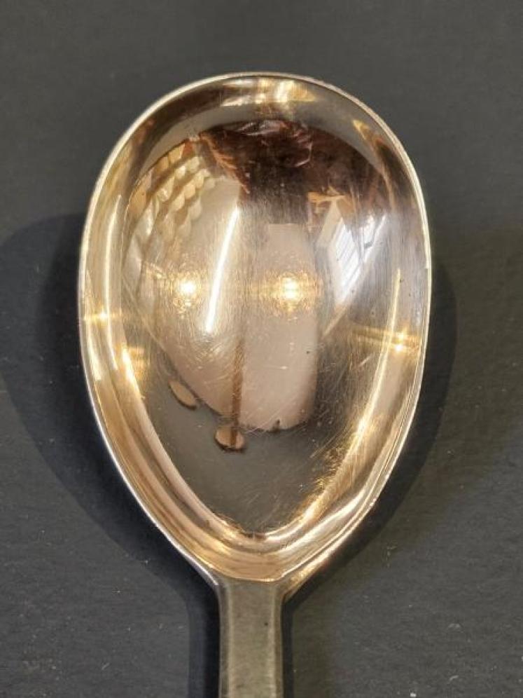 Superior Quality Georgian Silver Caddy Spoon - Image 7