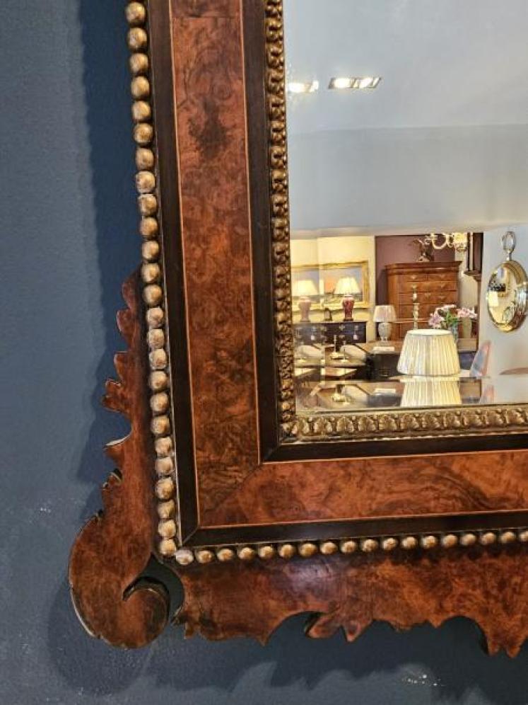 Late Georgian Burr Walnut Mirror   - Image 2