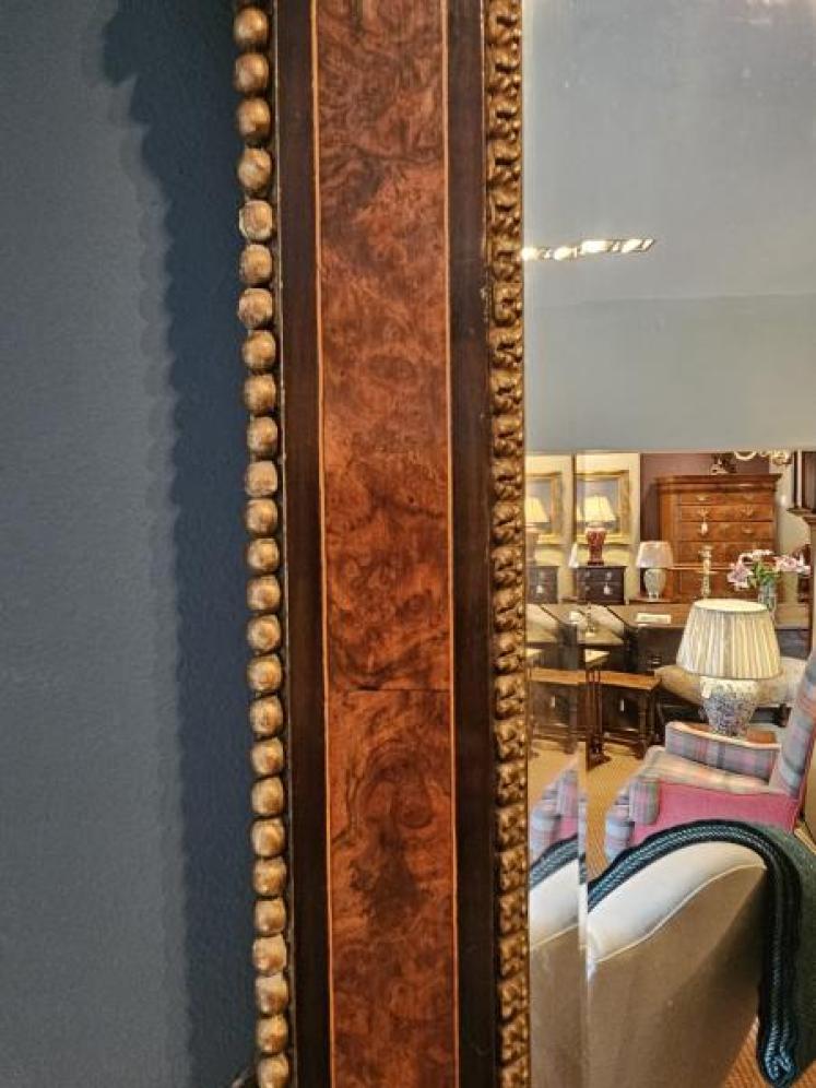 Late Georgian Burr Walnut Mirror   - Image 3