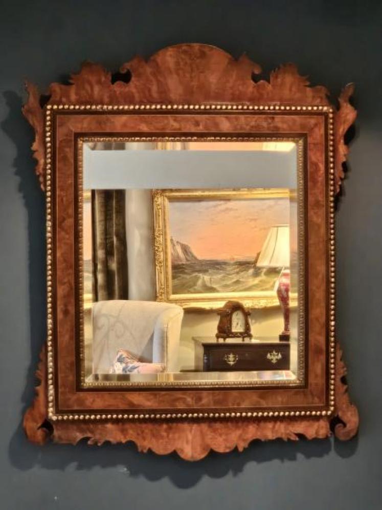 Late Georgian Burr Walnut Mirror   - Image 4