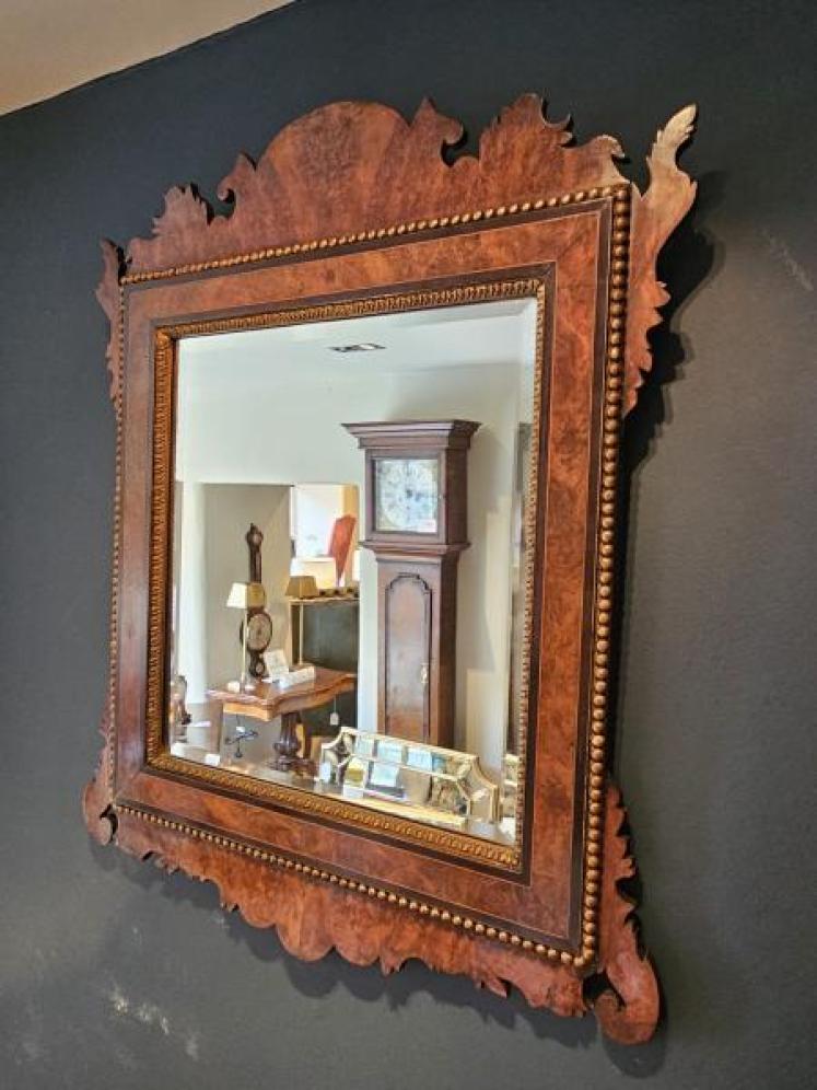 Late Georgian Burr Walnut Mirror   - Image 6