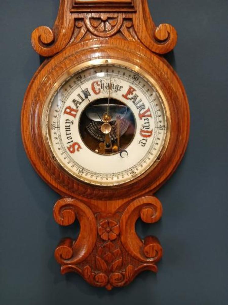 Victorian Golden Oak Banjo Barometer - Image 2