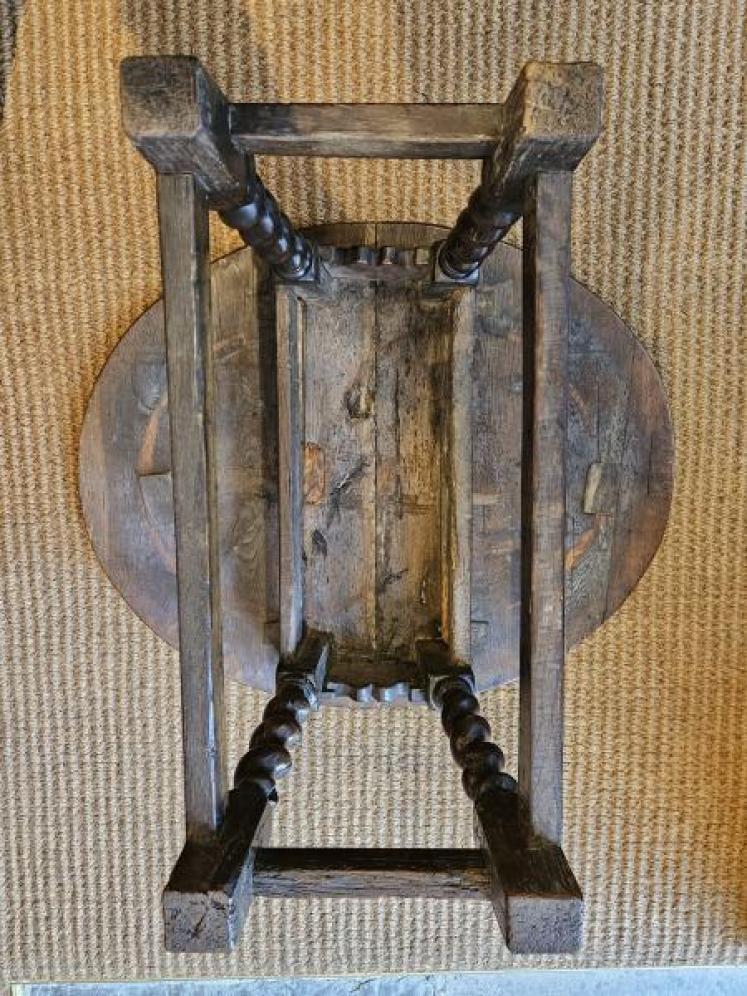 George I Oak Drop Leaf Occasional Table - Image 3