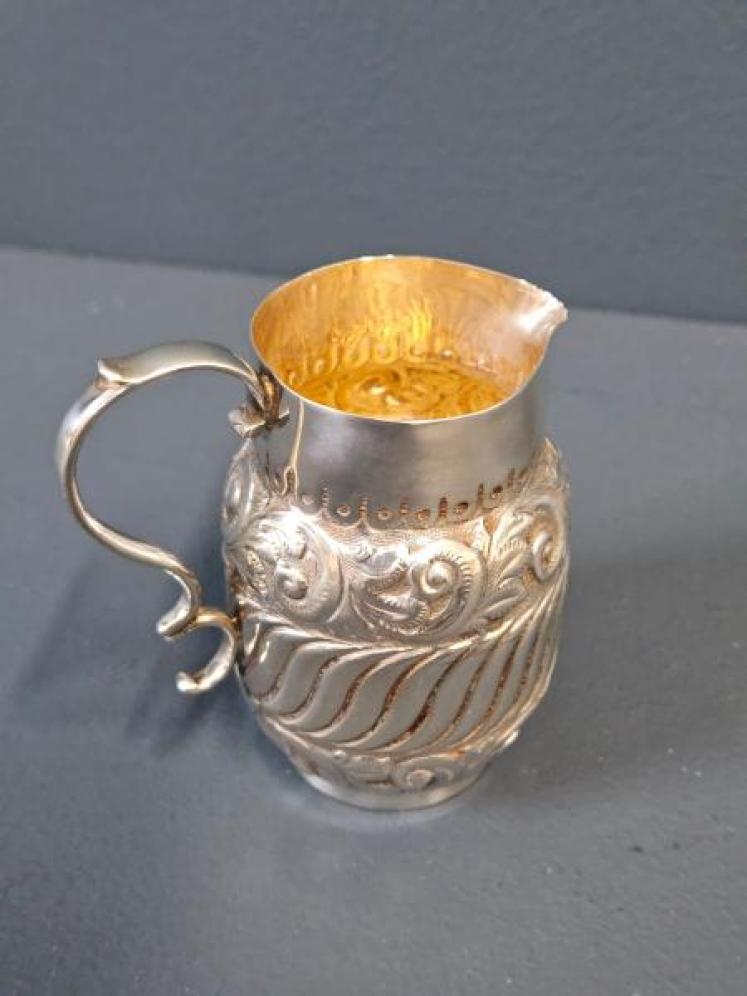 Small Victorian Silver Cream Jug - Image 5