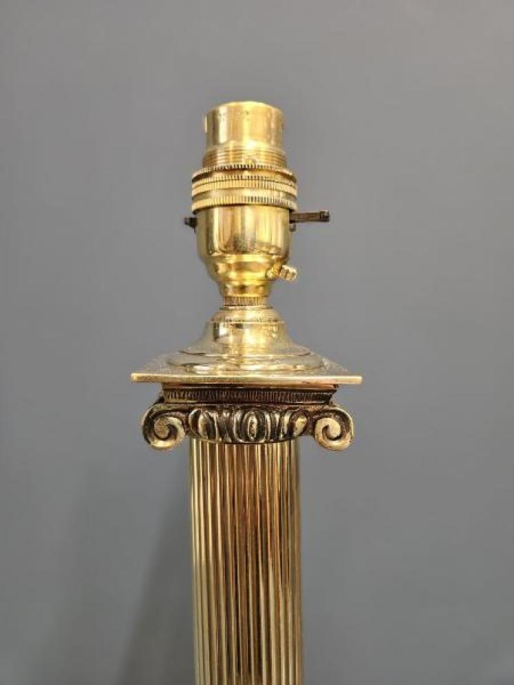 Edwardian Reeded Column Doric Mount Table Lamp - Image 3
