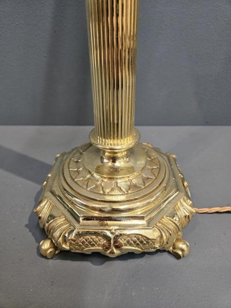 Edwardian Reeded Column Doric Mount Table Lamp - Image 5
