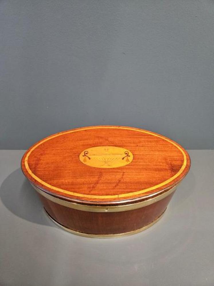 Georgian Mahogany and Brass Bound Judges Wig Box - Image 4