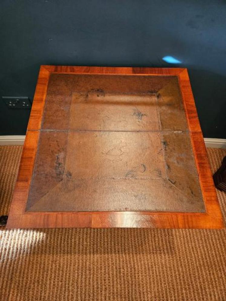 Georgian Walnut Bachelors Chest - Image 3