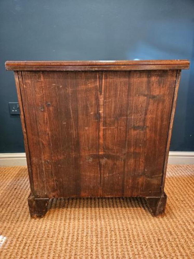 Georgian Walnut Bachelors Chest - Image 4
