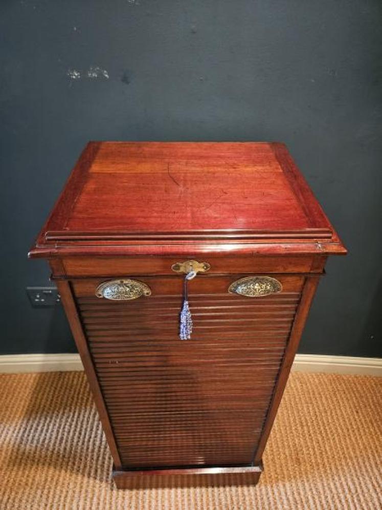 Edwardian Mahogany Tambour Front Filing Cabinet - Image 7