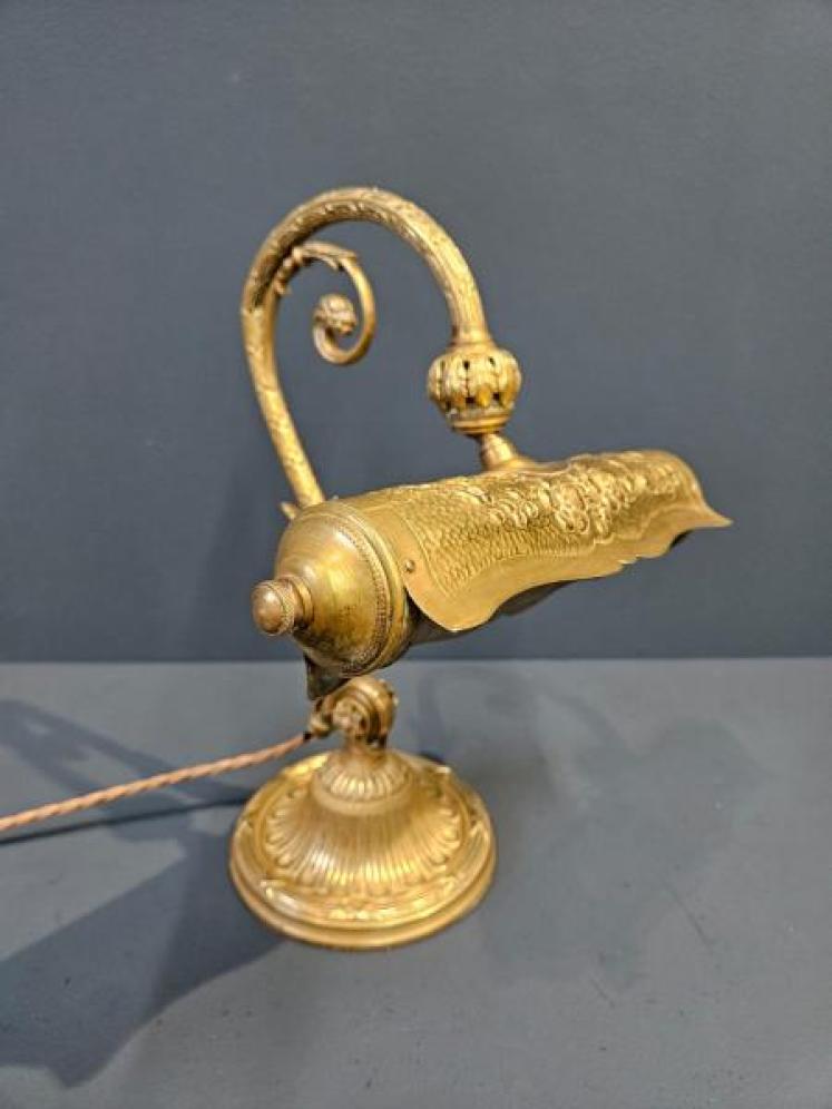 Edwardian Gilt Brass Desk Lamp - Image 1