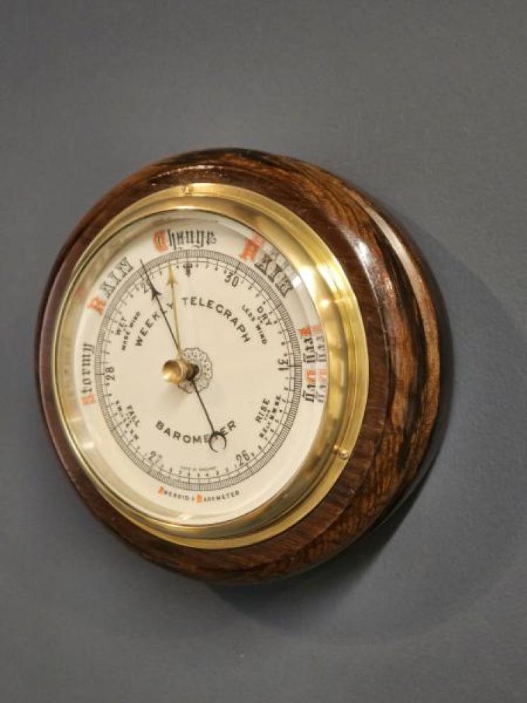 Weekly Telegraph Oak Cased Barometer - Image 3