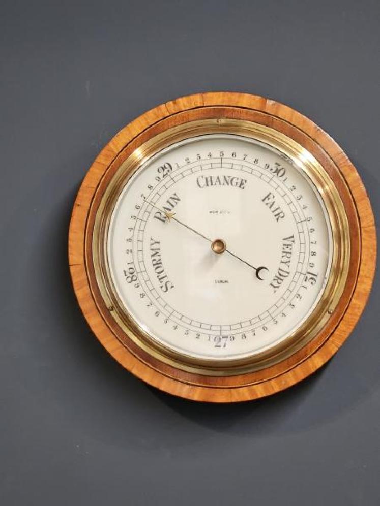 Edwardian Dublin Walnut Cased Aneroid Barometer - Image 3