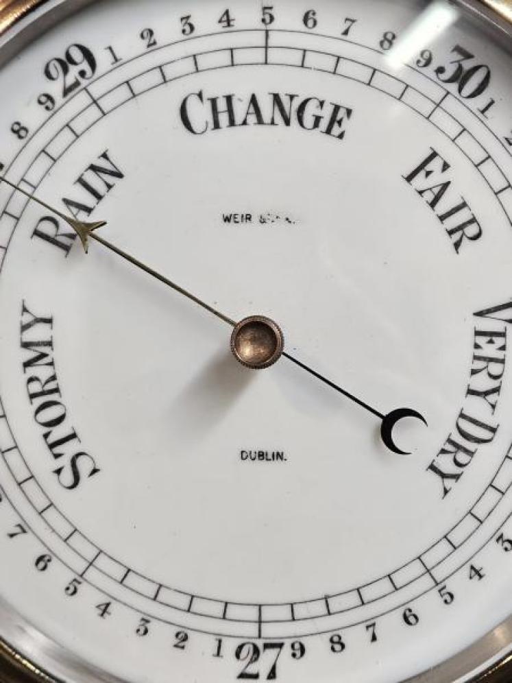 Edwardian Dublin Walnut Cased Aneroid Barometer - Image 6