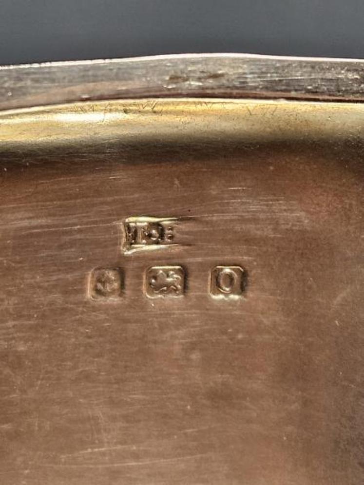Sovereign and Stamp Case - Image 5