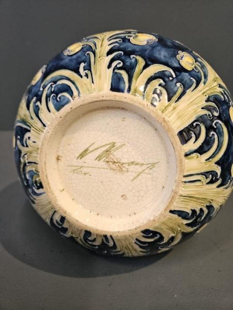 Moorcroft Macintyre Poppies Twin Handle Vase - Image 7