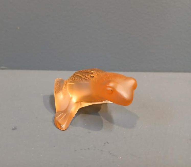 Lalique Gold Opalescent Leaping Frog - Image 2