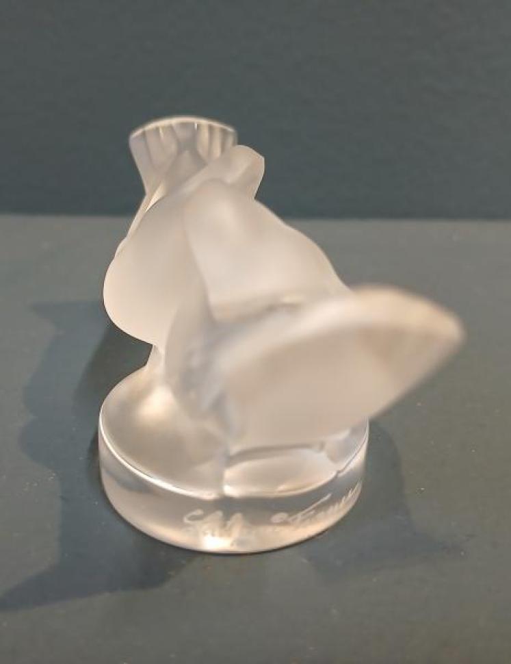 Lalique Kissing Doves Paperweight - Image 5