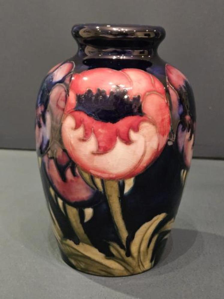 Superb Early Moorcroft Big Poppy Roll Neck Vase - Image 3
