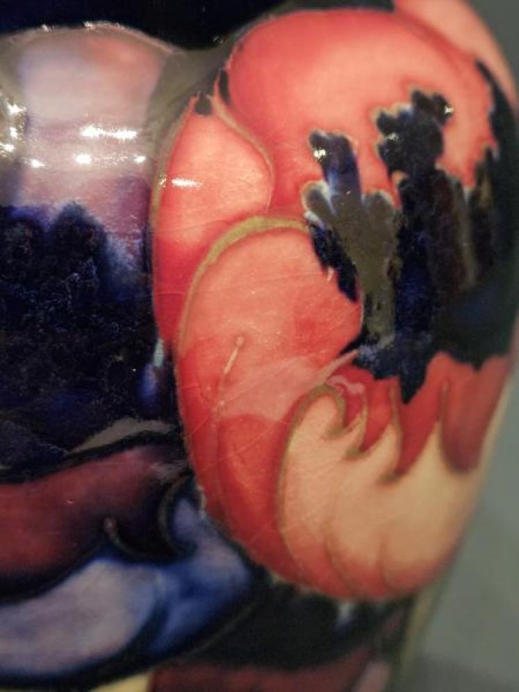 Superb Early Moorcroft Big Poppy Roll Neck Vase - Image 6