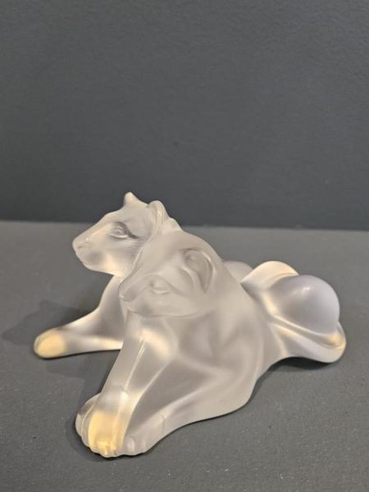 Lalique Opalescent Lion Cubs - Image 1