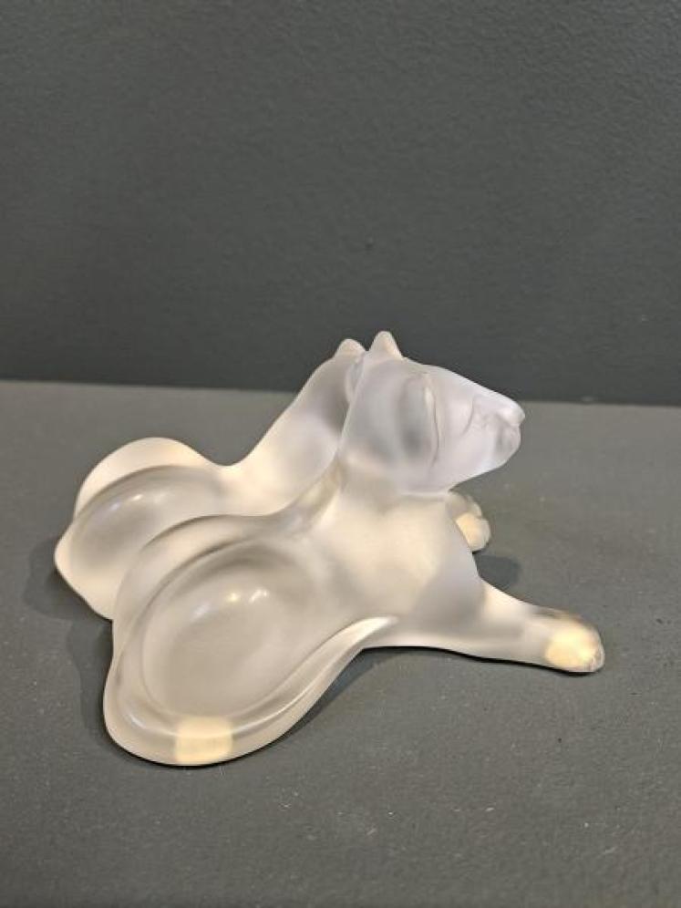 Lalique Opalescent Lion Cubs - Image 2