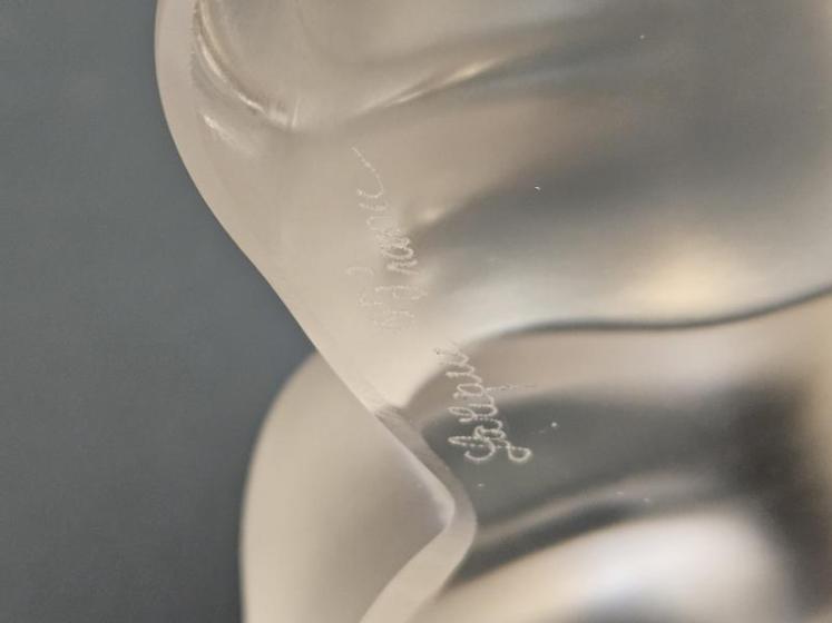 Lalique Opalescent Lion Cubs - Image 6