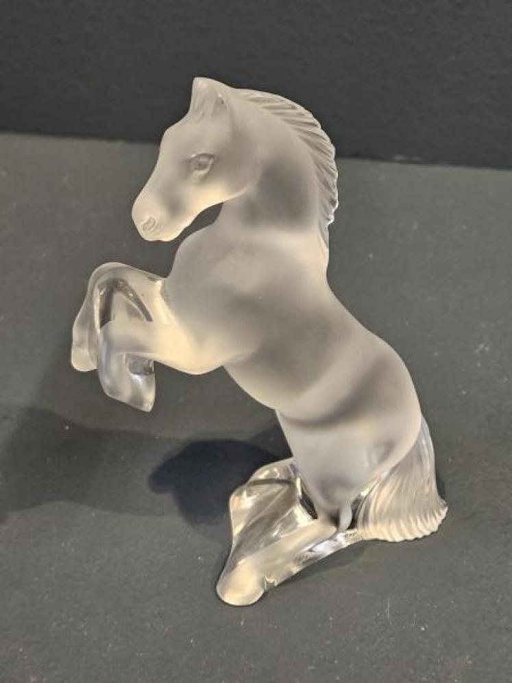 Lalique Opalescent Rearing Horse - Image 3