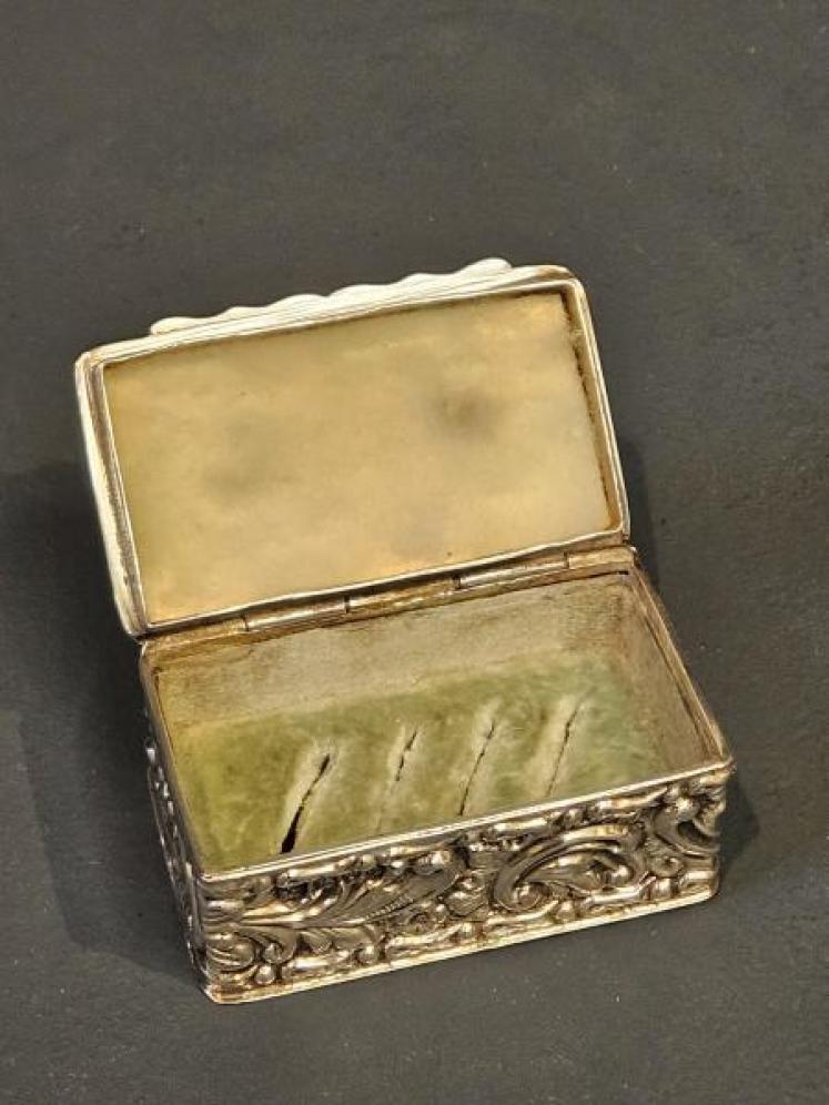 Fine Quality Edwardian Chester Silver Ring Box - Image 4